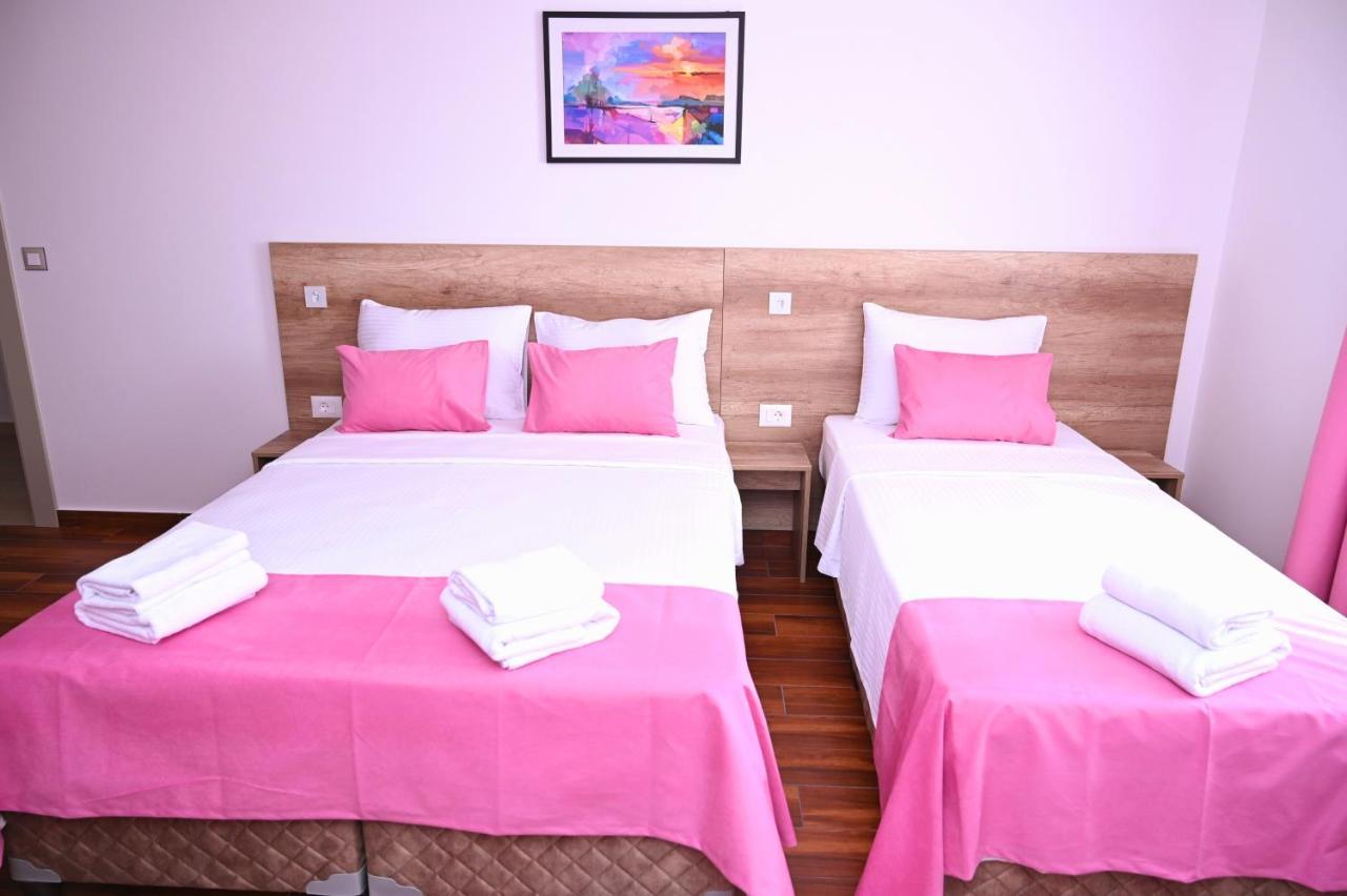 Dona, Altina Aparthotel Belgrado Buitenkant foto