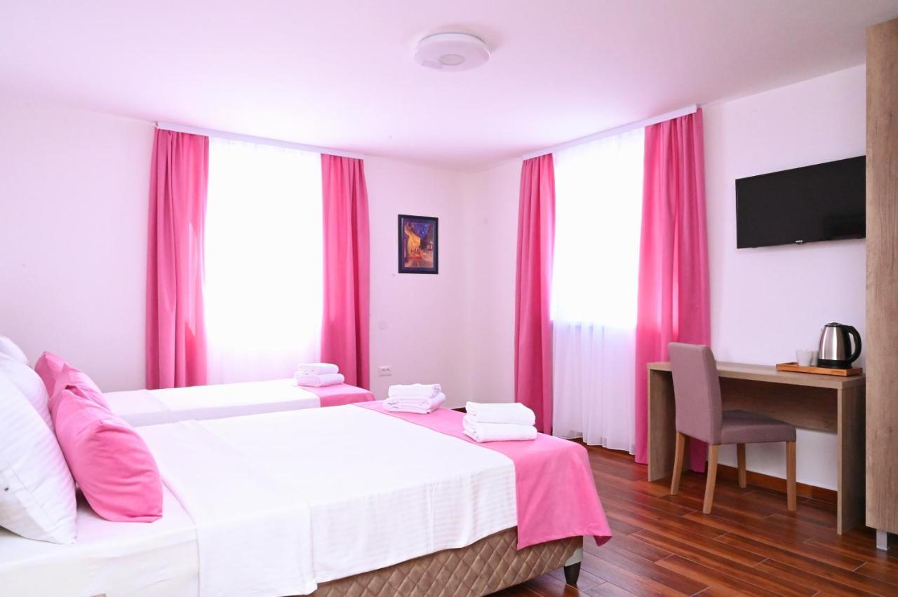 Dona, Altina Aparthotel Belgrado Buitenkant foto