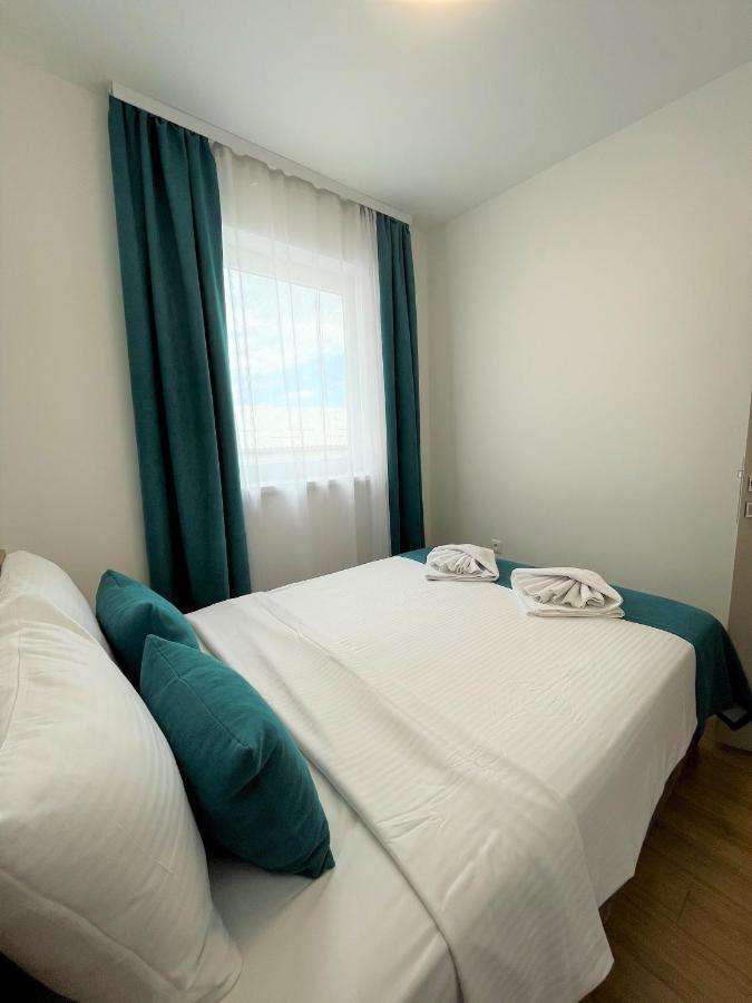 Dona, Altina Aparthotel Belgrado Buitenkant foto