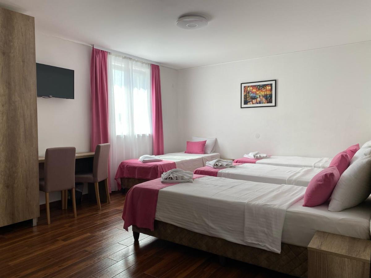 Dona, Altina Aparthotel Belgrado Buitenkant foto